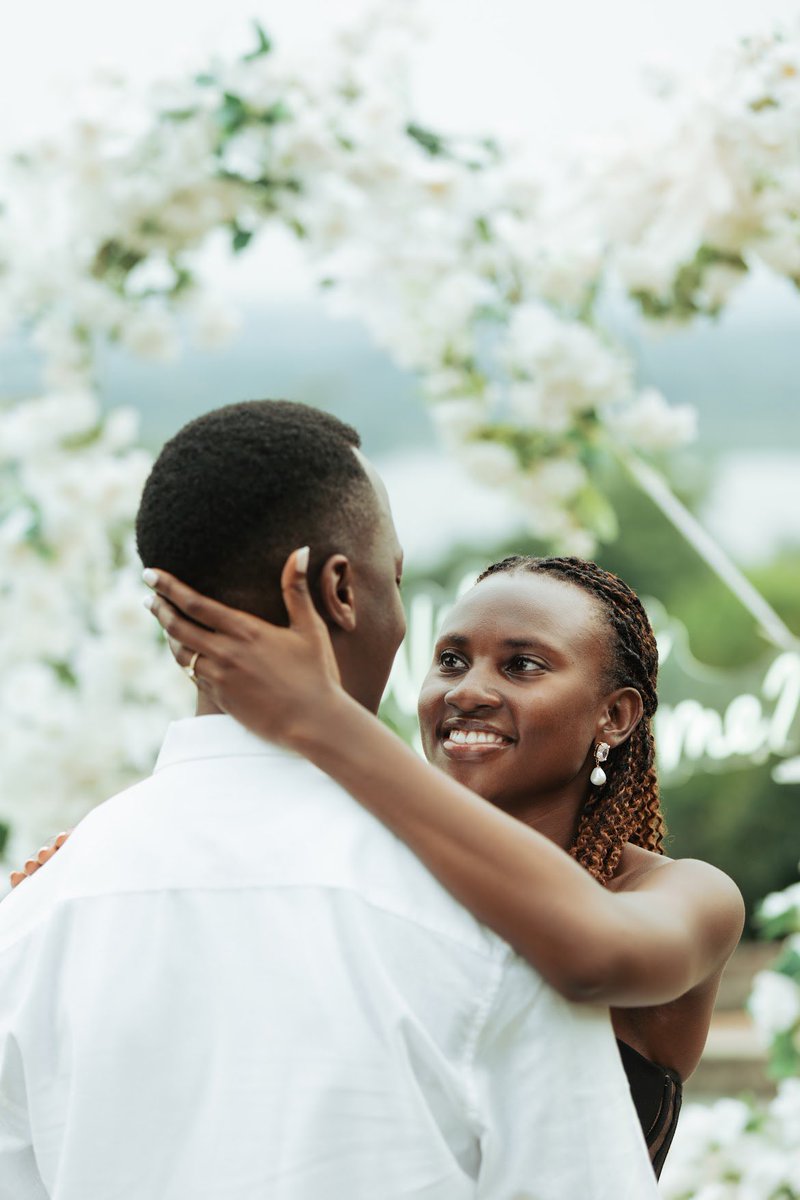 WC_Ruhayana's tweet image. I asked the love of my life, the beautiful and amazing @NatalieOkeny if she would do life with me, forever? She gladly said yes!

To us, to the beautiful years ahead, together, forever❤️💯.

Proverbs 18:22🙏🏾