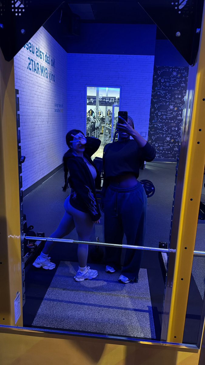 having a gym partner hits different 🔒🙂‍↕️🤌🏼
