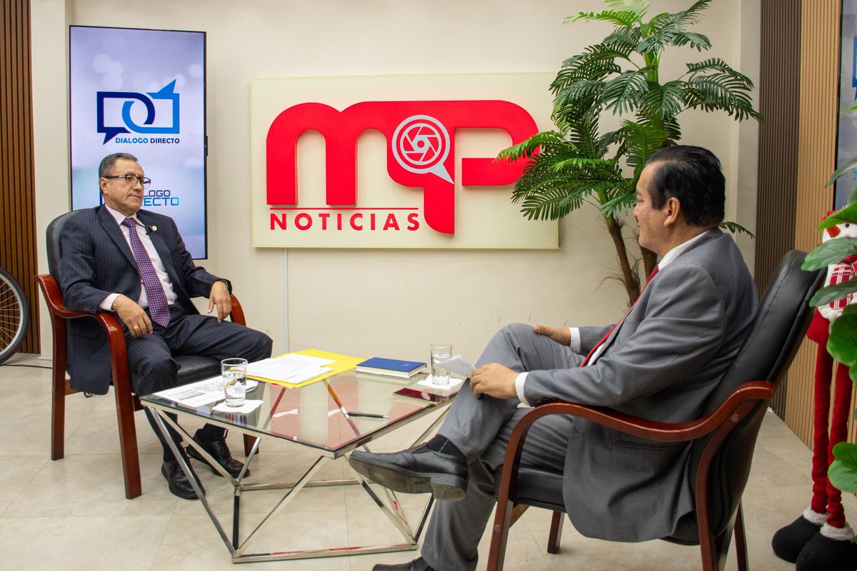 GoberElOro's tweet photo. 📹 EN MEDIOS | El gdor. de #ElOro Jaime Serpa García, brindó una entrevista al medio digital @MPNoticiasEC, donde abordó temas prioritarios como la seguridad ciudadana y la gestión pública.
Ratificó el compromiso del Gobierno Nacional de trabajar en territorio.

#ElNuevoEcuador https://t.co/2Vxn7T0QUK