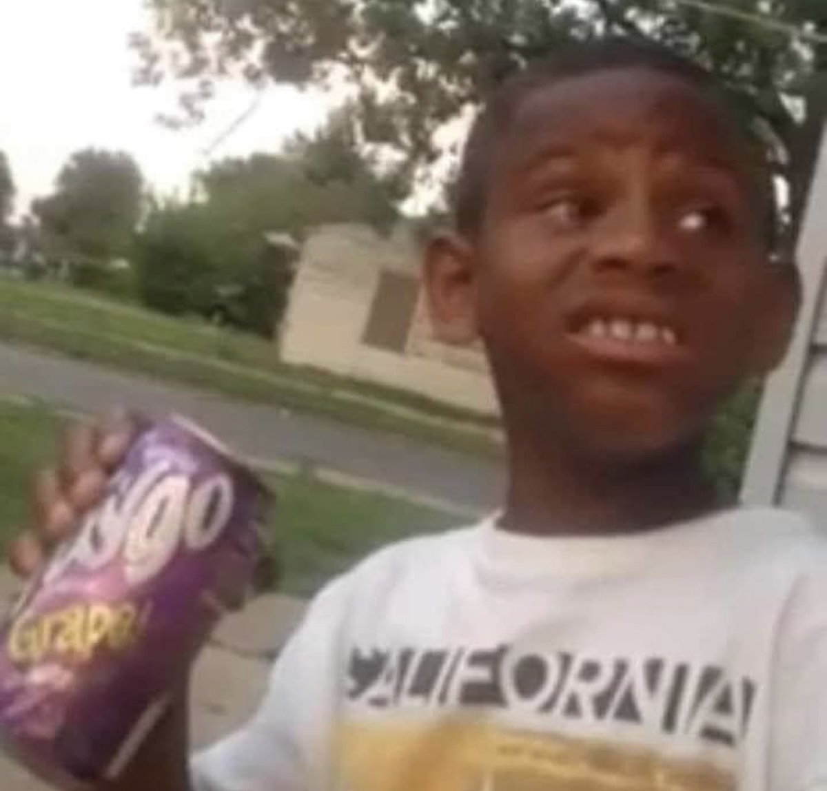 Whotfismick's tweet image. “Everybody cheats nowadays”

My faithful ass