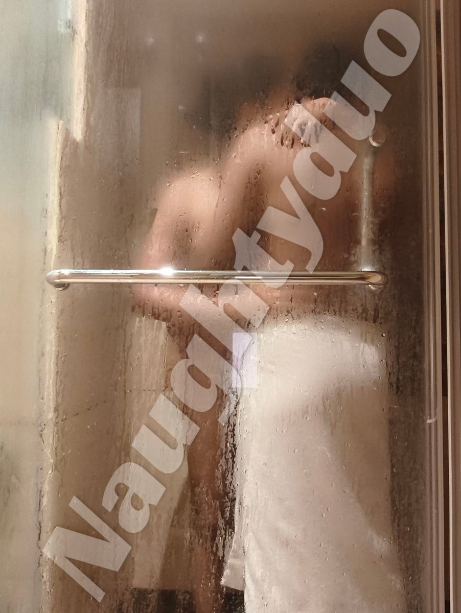 കളി കഴിഞ്ഞുള്ള കുളി ആകുമ്പോ കുറച്ചു റൊമാന്റിക് ആകും.
Sex and shower goes together.