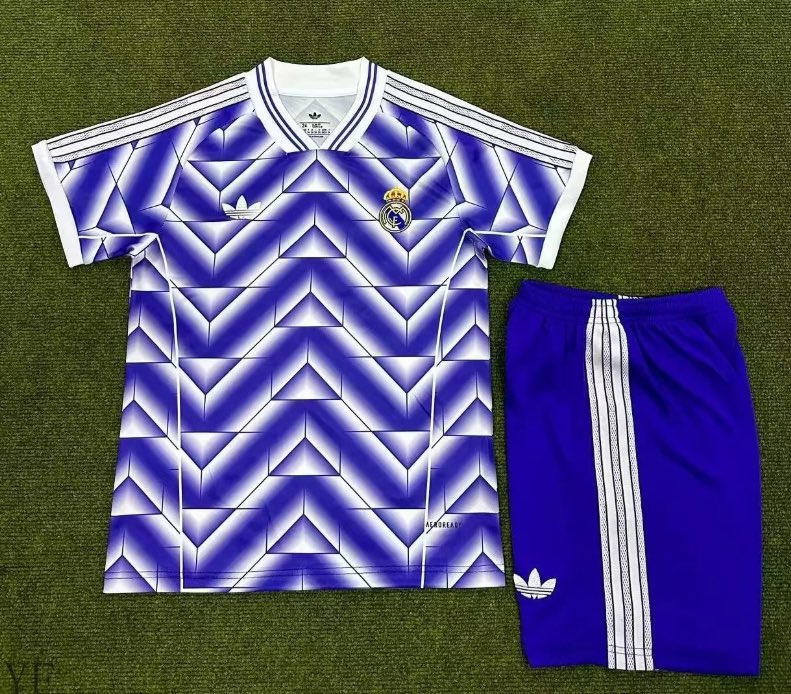 Alvaro_varito's tweet image. SORTEO DE REYES ‼️

Durante la mañana de 6 de enero, se sorteará una camiseta, a elegir, de los amigos de @17ct_info 🎁

➡️ Sígueme
➡️ Sigue a @17ct_info 
➡️ RT

Mucha suerte! 😁😁