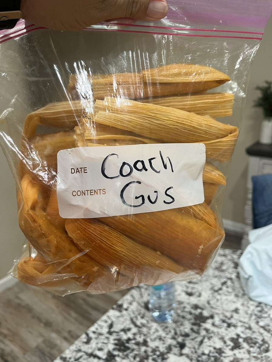CoachGusMota's tweet photo. Boom 💥 I got my tamales 😋
Thank you @mcardenas_10 and I will not be sharing with @txbcfc 😂
#RLMentality https://t.co/8Bzdw6T5Ck