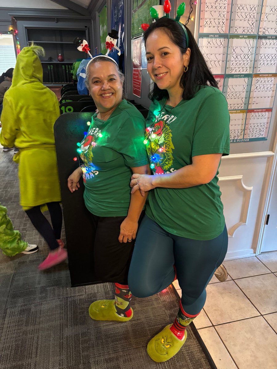 LifeatTCA's tweet image. Holiday cheer at The Cleaning Authority – Spring!

Grinch Day, a hot cocoa bar, and an ugly sweater celebration made for the perfect wrap-up to the year. Cheers to teamwork, fun, and an amazing crew! ✨🎉

#LifeAtTCA #HolidayFun #TeamTCA
