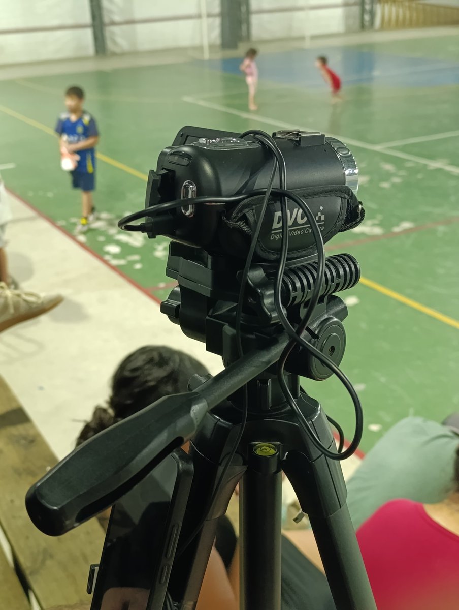 Hoy hora 21.30 final de la temporada de la liga de fútsal masculino.
Central vs Los Nocheros por Canona Marca Registrada ( facebook)