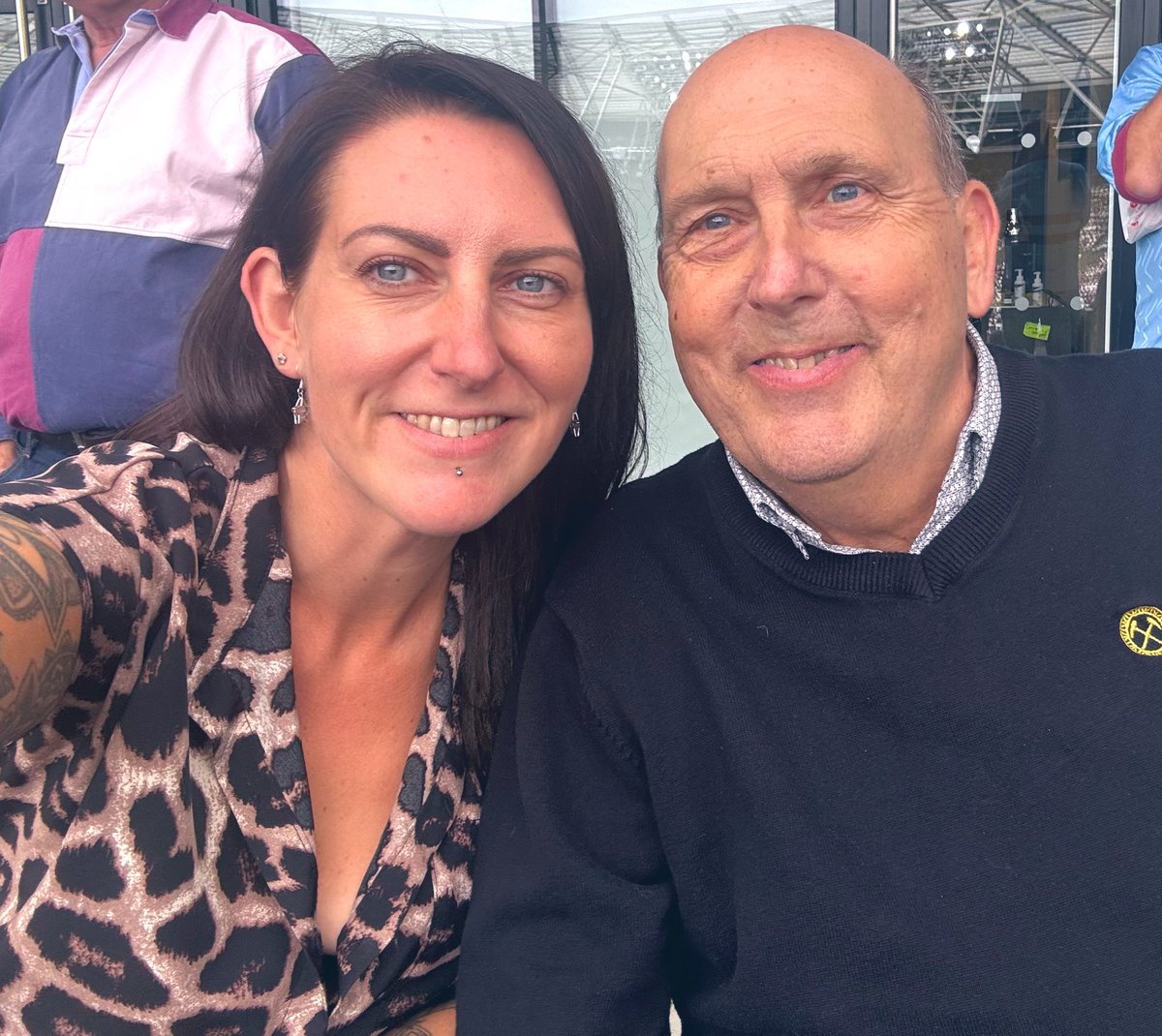 silvervexcebo's tweet image. I lost my Dad on Christmas Eve, after a brave battle with cancer. 

68 years feels far too short, but I’m so thankful I got him as my Dad for 39 years. 

He was the best.

If you’re lucky enough to still have yours, send him a message and tell him you love him. ❤️⚒️