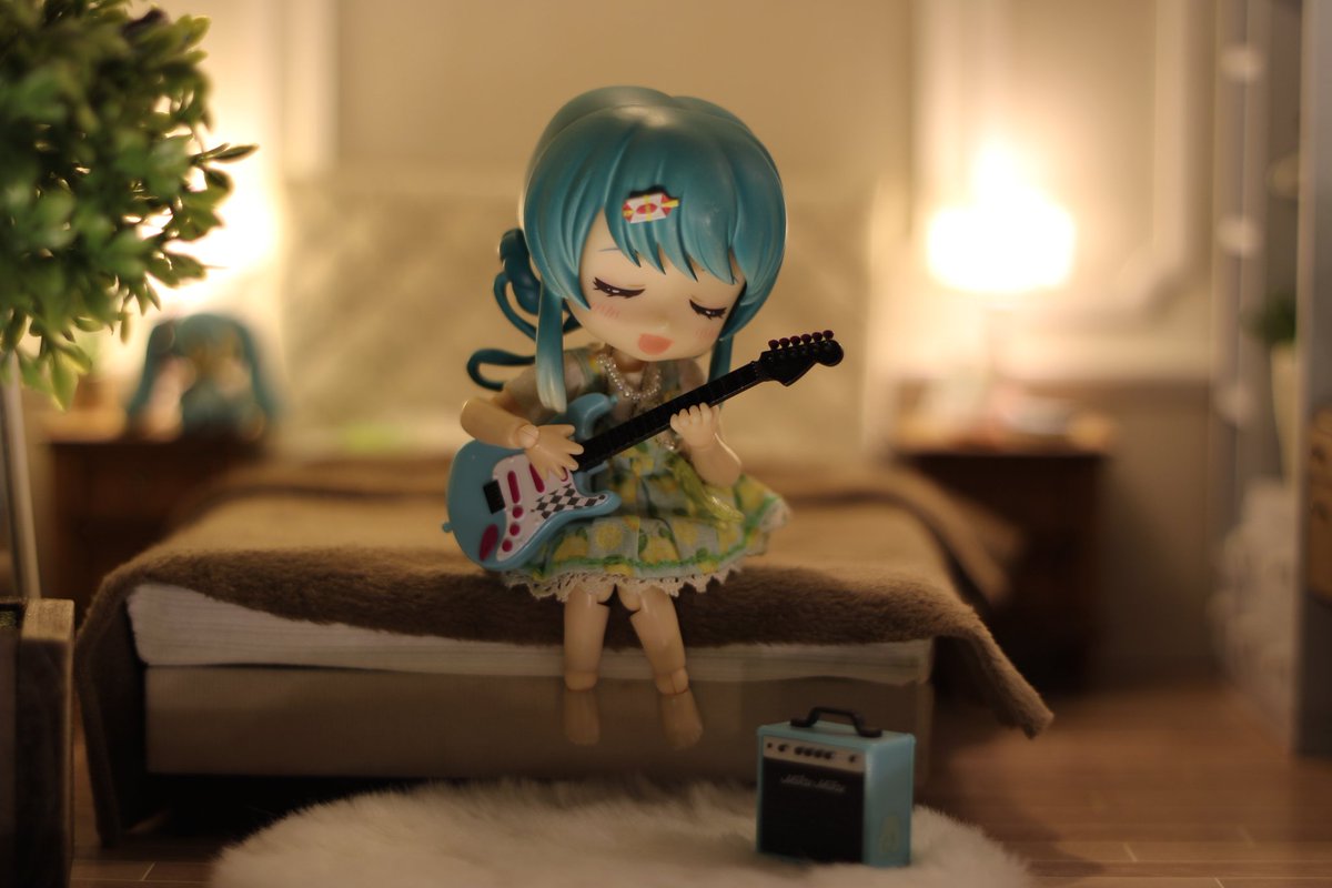 2025年自分が選ぶ今年の4枚 いろいろありすぎるw