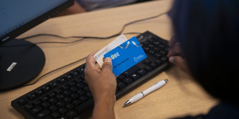 🚍 Boleto Obrero Social: 6 mil usuarios deben tramitar su tarjeta SUBE para acceder a los beneficios en enero.

🪪 El 31 de diciembre el BOS dejará de funcionar en el sistema Red Bus. El resto de los boletos provinciales tienen prórroga.

Conocé más: 📱 cordoba.gob.ar/boleto-obrero-…