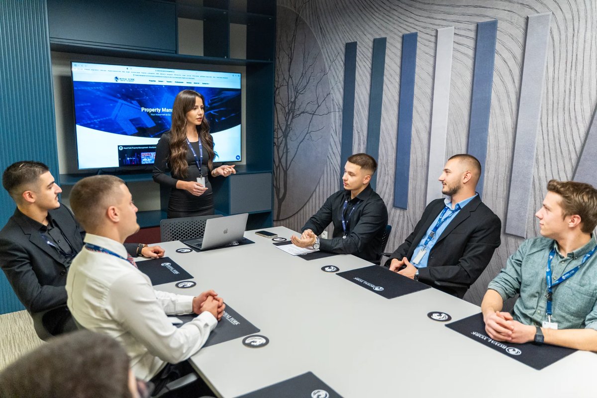 Royal York Property Management tweet media