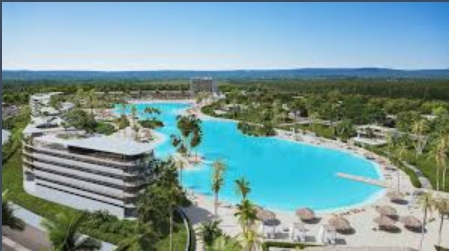 El MADES frena la extracción de agua en Atyrá pero permite el avance del complejo inmobiliario

La asesoría jurídica del Ministerio del Ambiente ratificó la prohibición de perforar el Acuífero Caacupé, alegando que la empresa intentó ocultar el uso comercial de los pozos bajo la