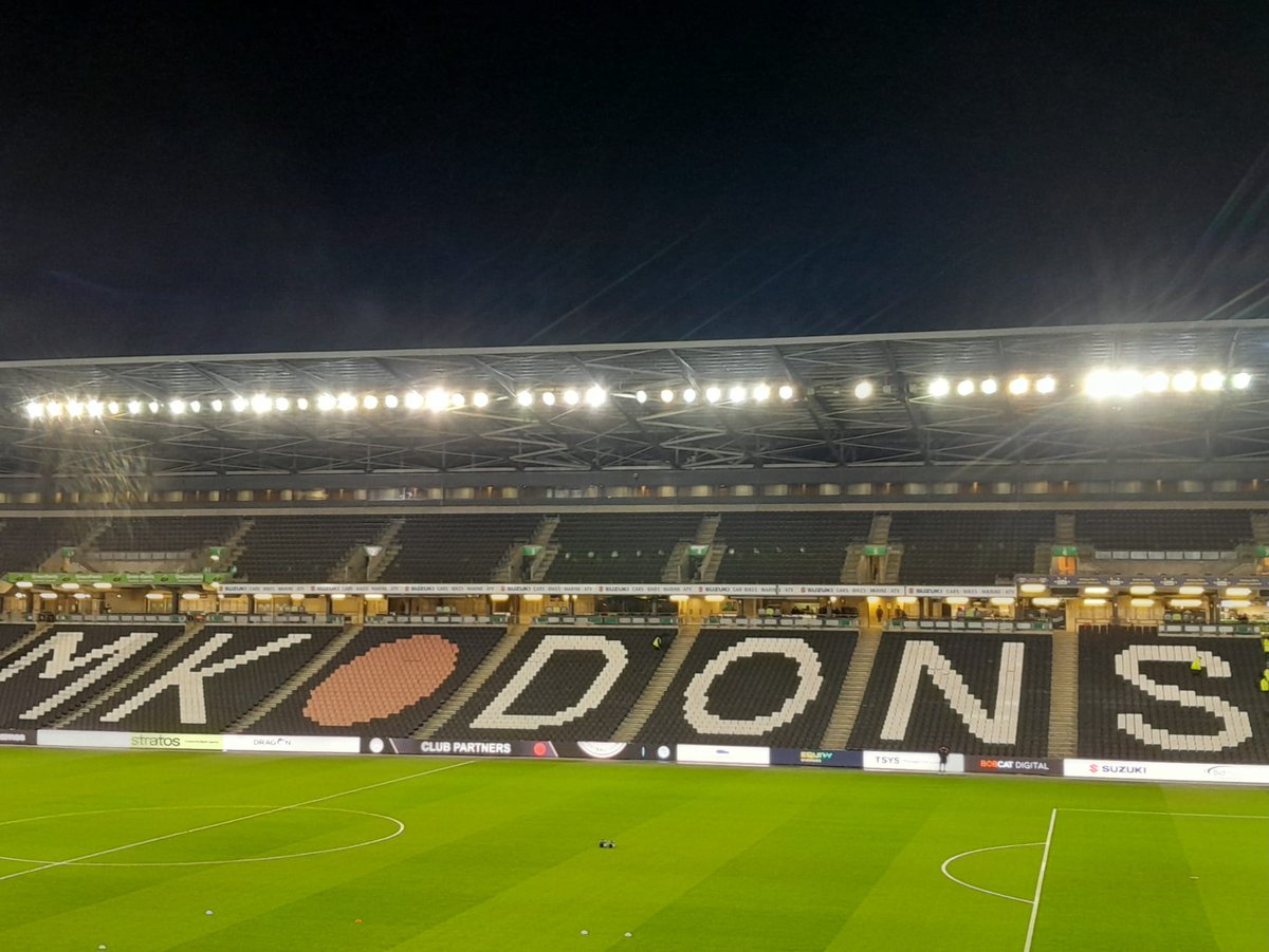 MK Dons host Notts County in League Two tonight.

The #Dons have won six of their last nine final league games of a calendar year (D2 L1), scoring 3+ goals in four of those victories during that time.

Listen live...    
📻104.5FM        

📷<a href="/dicko1886/">Paul Dixon</a> &amp; <a href="/Citizen_Toby/">Toby Lock</a>