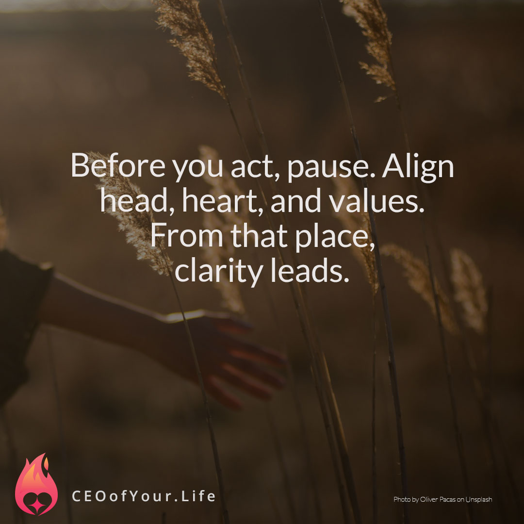 Before you act, pause.
Align head, heart, and values.
From that place, clarity leads.
Leadership isn’t speed.
It’s alignment.
What’s your intention for 2026?

#Leadership #ExecutivePresence #LeadWithHeart