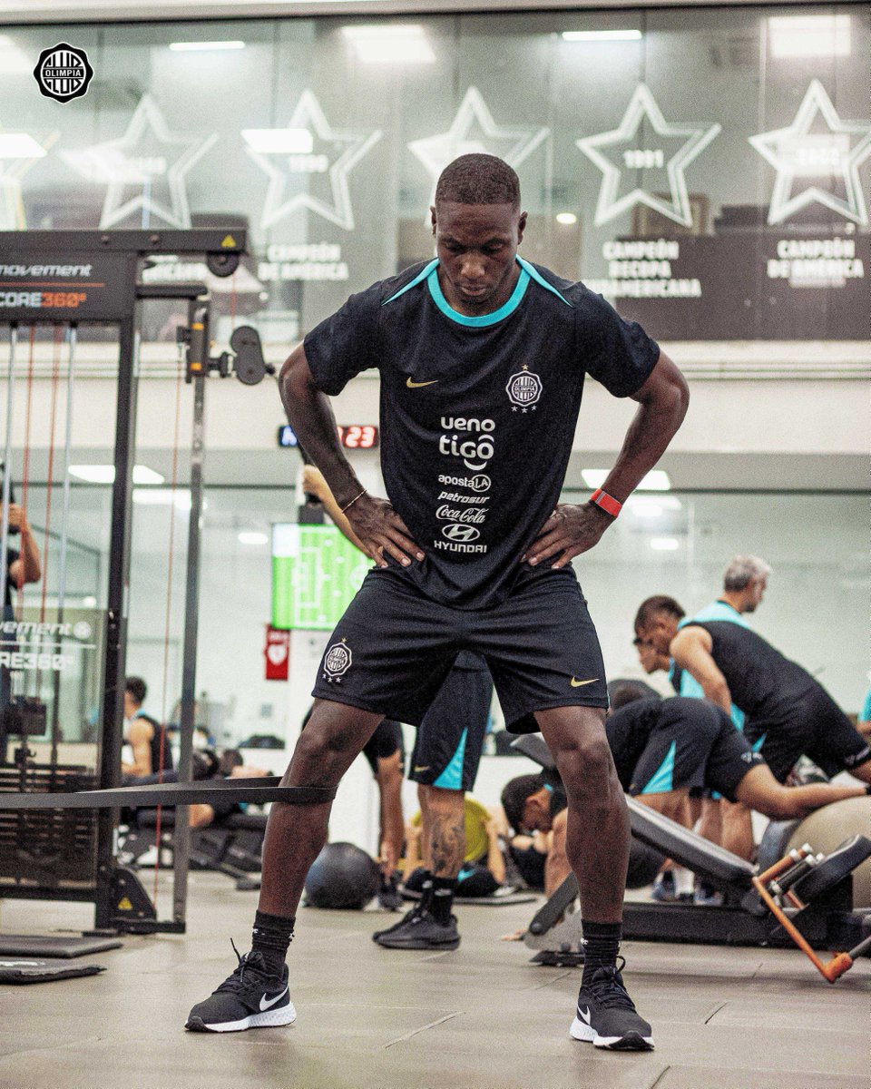Club Olimpia tweet media