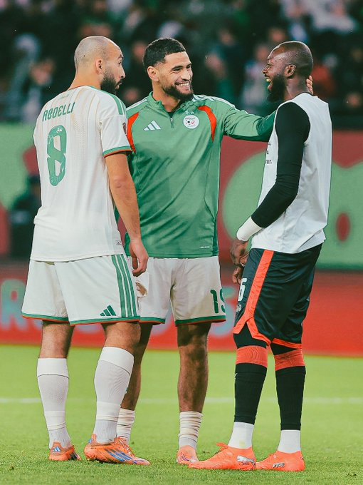 breakthelines's tweet photo. For all the chaos of AFCON 2025, there has been a clear pattern of teams looking to control their attacking structures and consistently generate chances from set positions.

@TL_analytics shines the spotlight on the various attacking trends of AFCON: https://t.co/bTQsOItQRq https://t.co/dPlOTjcXxv