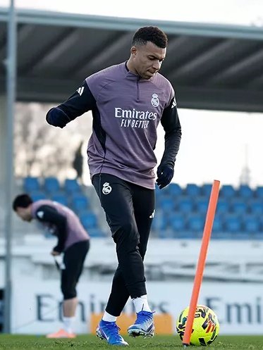 imbp20's tweet image. Kmbappé est de retour à l'entraînement