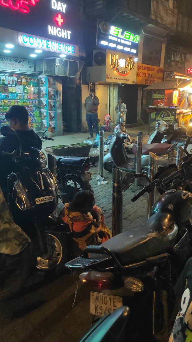 devilpathan's tweet photo. @CMOMaharashtra @mieknathshinde @mybmc @mybmcWardB Hayat Medical at Dongri, S.V.P. Road occupied the footpath for their personal purpose of Entry and they give Haftas to BMC officers. hence No one take action
@timesofindia @ndtv @ABPNews @BBCHindi please take necessary action https://t.co/ZbU4To0eKC