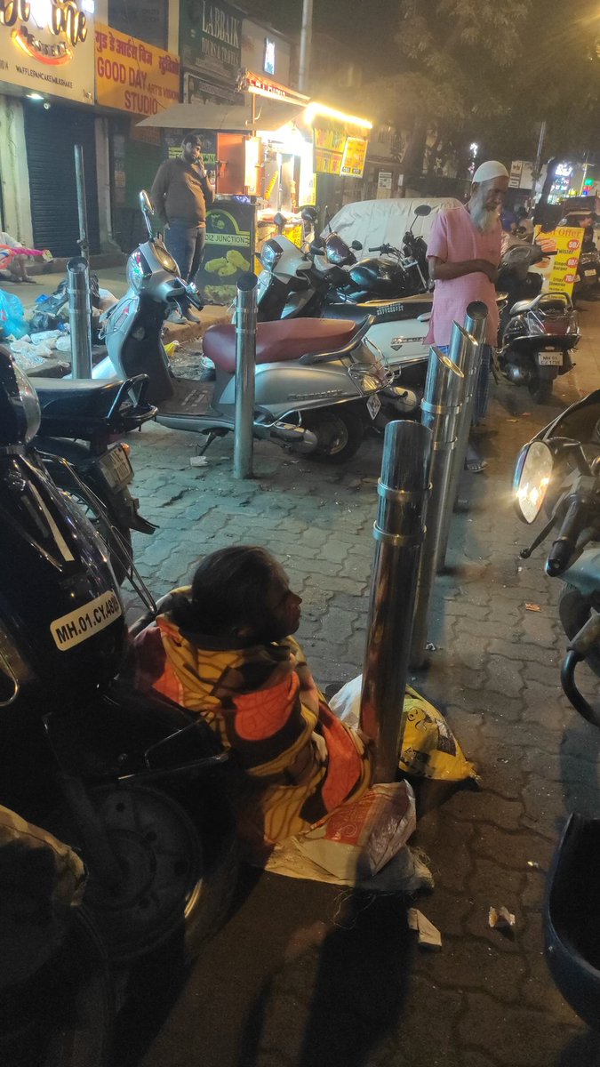 devilpathan's tweet photo. @CMOMaharashtra @mieknathshinde @mybmc @mybmcWardB Hayat Medical at Dongri, S.V.P. Road occupied the footpath for their personal purpose of Entry and they give Haftas to BMC officers. hence No one take action
@timesofindia @ndtv @ABPNews @BBCHindi please take necessary action https://t.co/ZbU4To0eKC