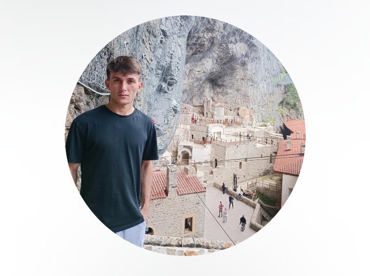 Kayıp ihbarı:
Ad ; Selim
Soyad ; Kaçak
Yaş; 23
Bir haftadır kayıp en son çanakkale'de görülmüş. Nerde ne bok yediğini bilmiyoruz ulaşamıyoruz
Şizofreni tanısı koyulduğundan dolayı halka ve çevreye büyük tehilke saçıyor bulursanız imha etmeniz önemle rica olunur.
<a href="/Gacaguuu/">✨Selim✨</a>