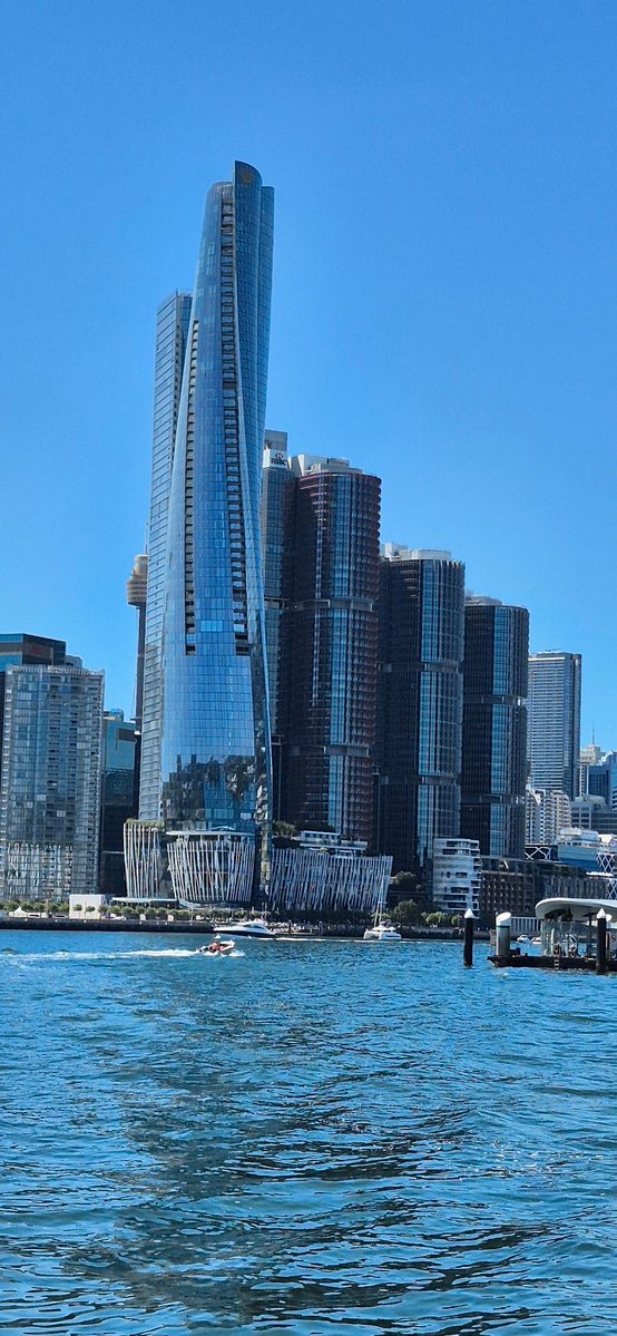 awedgewood's tweet image. Ferry isn't Sydney. Some money on this river