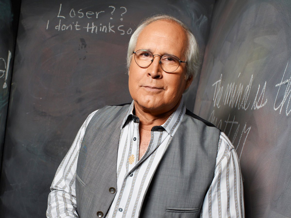 Variety's tweet image. Chevy Chase's daughter remembers the #Community cast and crew chanting "f*ck you, Chevy!" at a wrap party following the actor's feud with creator Dan Harmon: "That’s rough and mean."

“My dad was super excited to bring me and my mom to the wrap party. We walk in, Dan [Harmon], he…