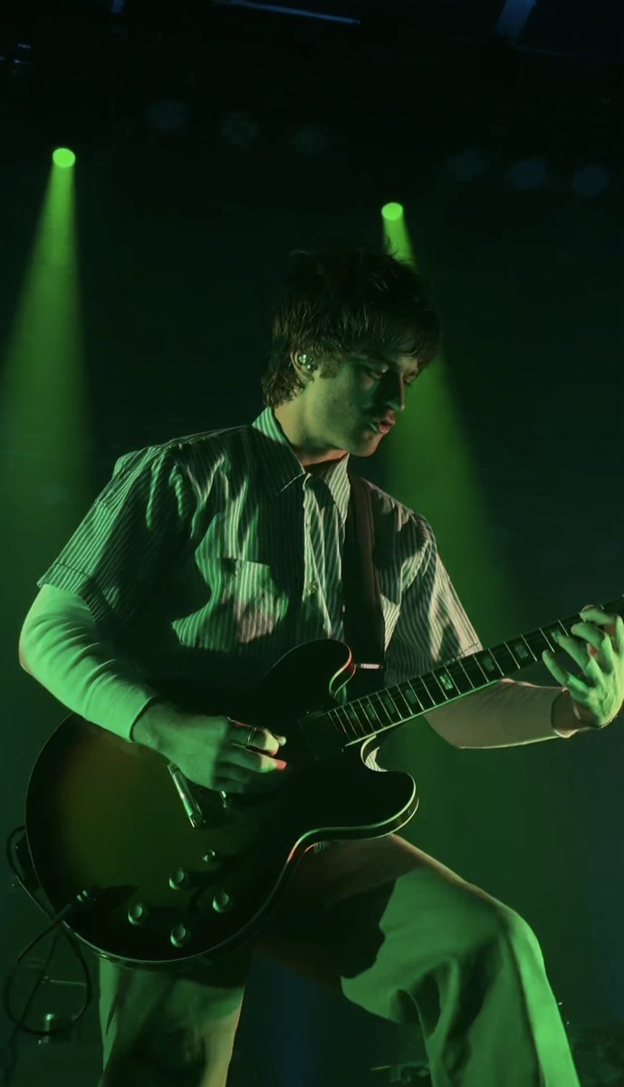 Maresa 🍏💚🦅🇺🇸🌈🚬🛻 tweet media