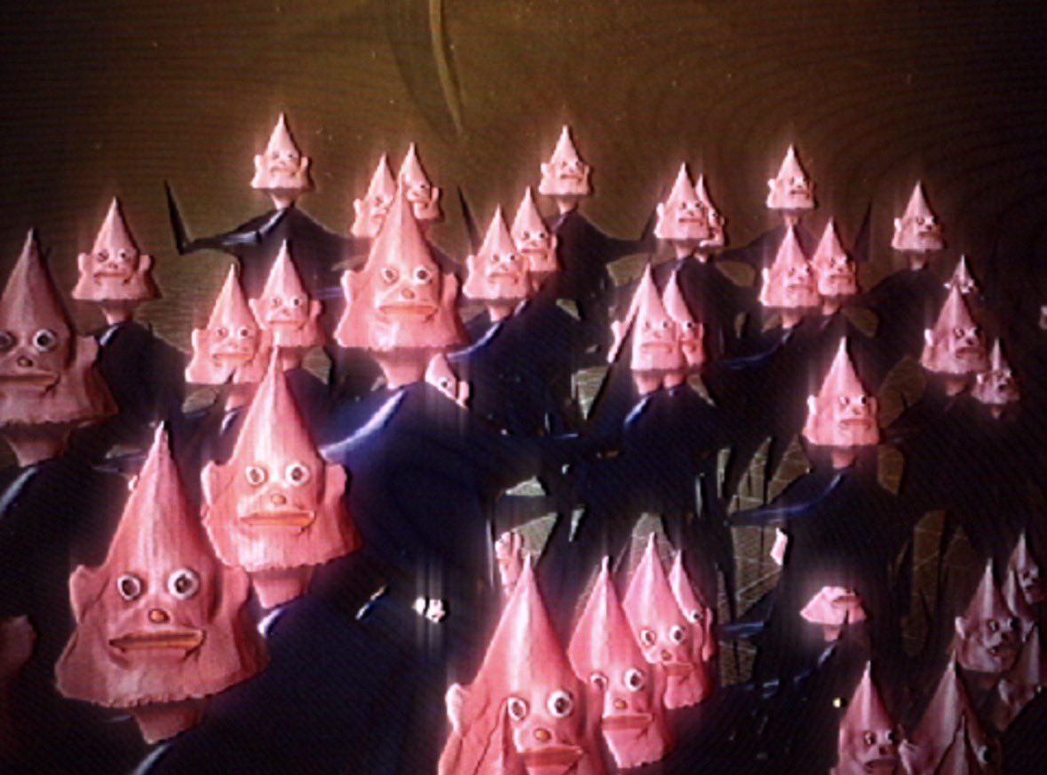 doctornowhere_'s tweet image. learning blender , everyone fear me