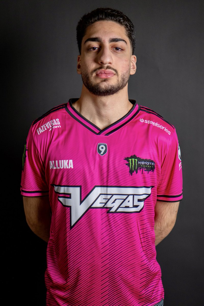 FaZe_Vegas's tweet image. Starboy 🇩🇪🌟

@allukaa7