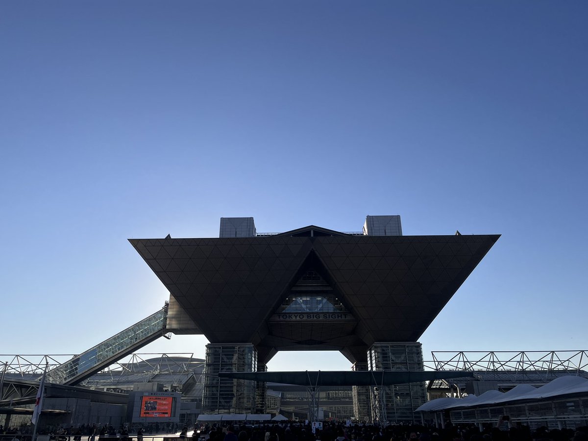 GalaxyWorks's tweet image. おはようございます☀冬コミ参加される皆様はお気をつけて素敵な一日をお過ごしください✨🎉