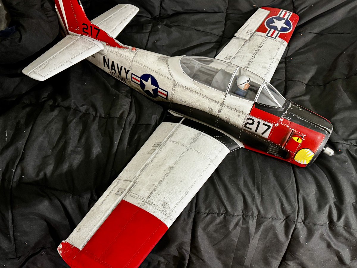PopeOfPlastic's tweet photo. My weathering on my E-flite 1.2m Trojan. Great flying plane, just looked boring so I repainted her. #rc #rcplane #rcairplane #navy https://t.co/CxJW0nA8C8