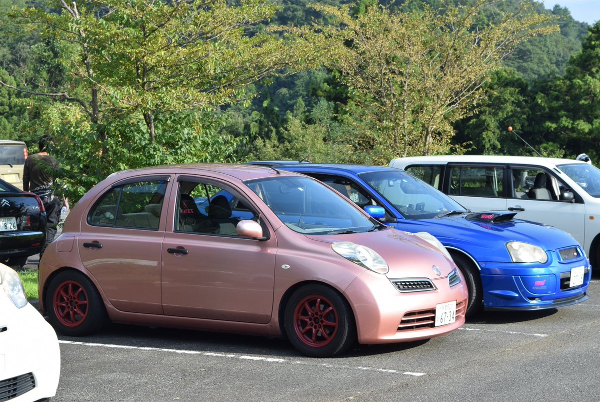 徐々に猿になるピンクマーチなら乗ってた またサクラカラーのMT乗りたい