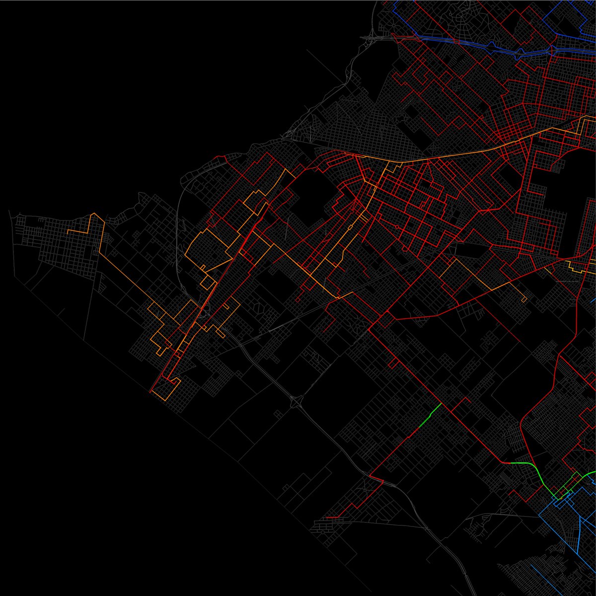 AutoCADMaps's tweet image. En esta serie de correcciones donde tuve que volver a revisar cada municipio que ya había hecho, terminé con Merlo. Faltaría San Martín para pasar a un nuevo municipio (Avellaneda). 

La primera es una foto de Merlo en general y la segunda es del transporte público.