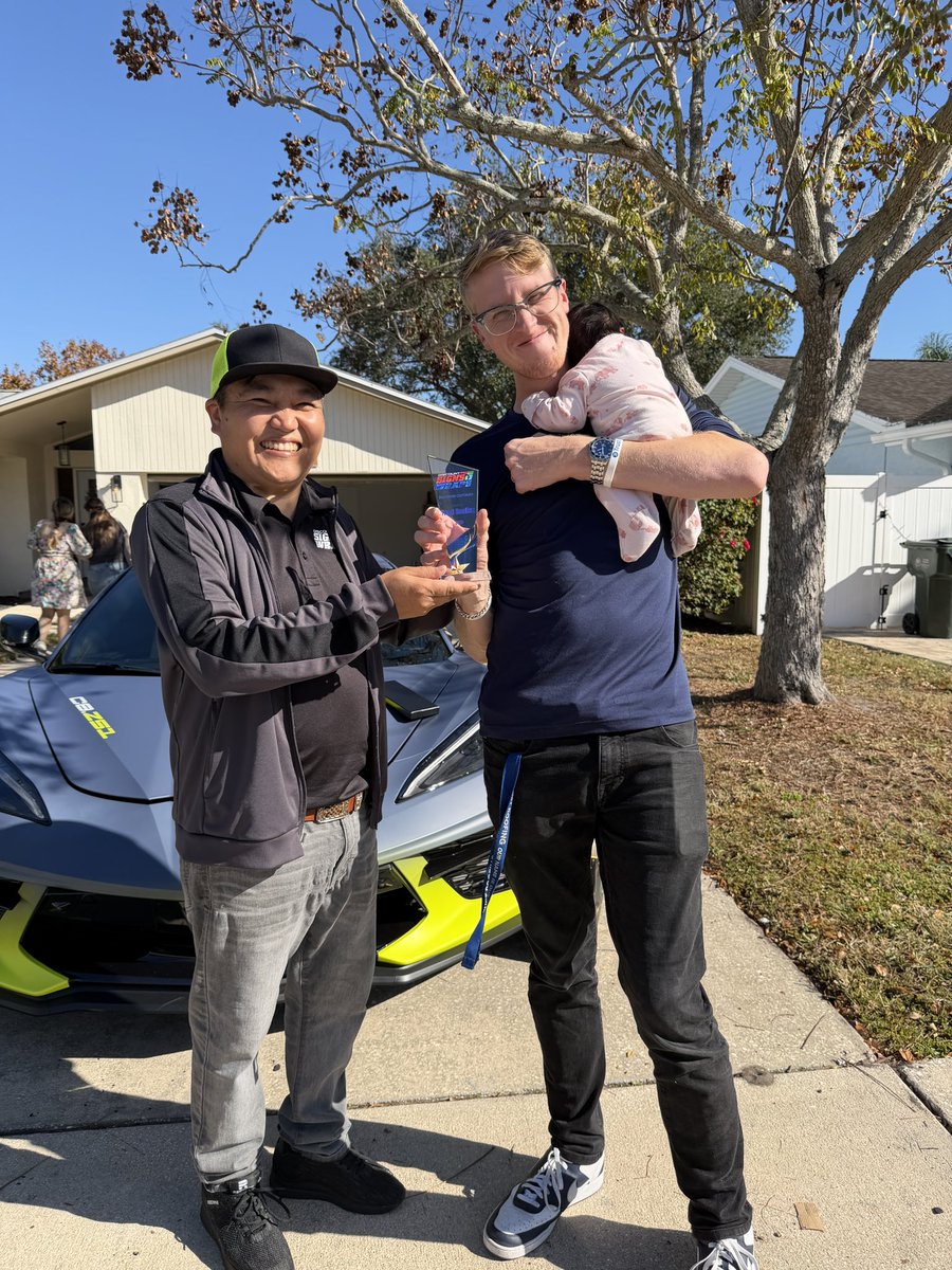 Robin Scherer tweet media