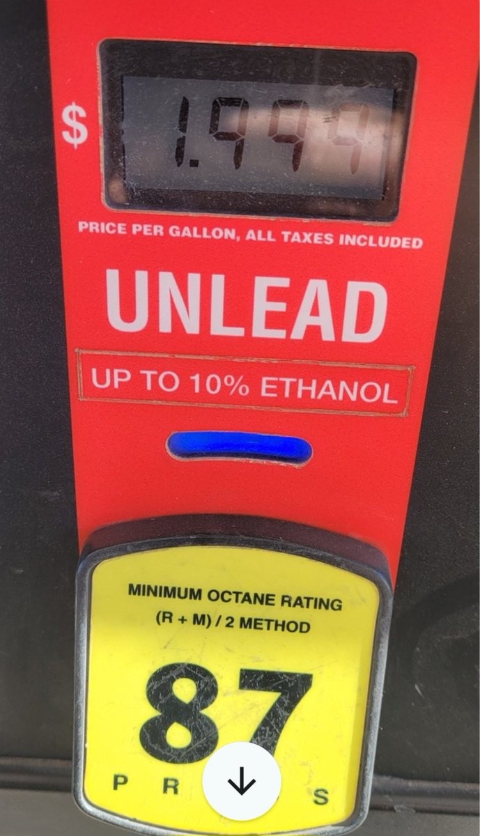 Real1RipWheeler's tweet image. Comrades in the Peoples Republic of Washington State. This is the gas price for a gallon of unleaded in Oklahoma. Makes you want to throat punch Der Fuhrer Jay Inslee.