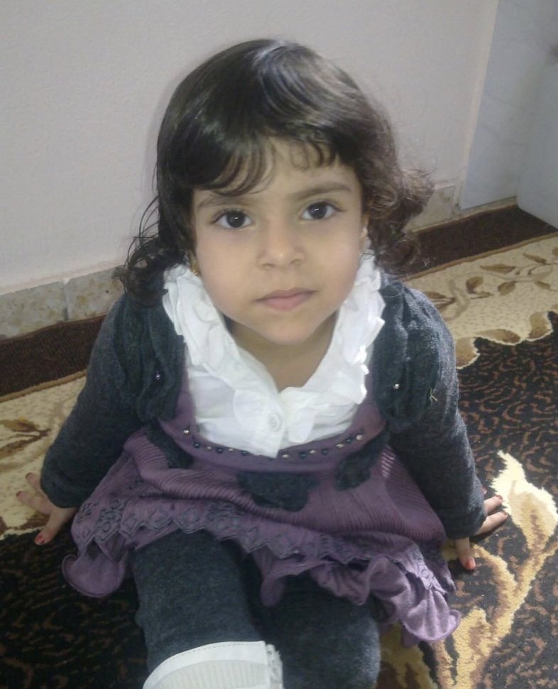 Gaza_Shaheed's tweet photo. الشهيدة ليان حذيفة الكحلوت

استشهدت برفقة والدها أبو إبراهيم ووالدتها أم إبراهيم، وشقيقها يمان، وشقيقتها منّة الله.

#شهداء_غزة https://t.co/YYMSKuBIAR