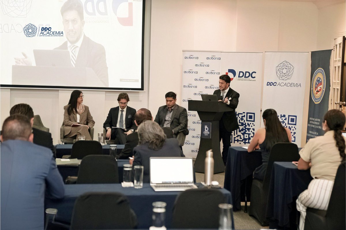 DDC Academia tweet media