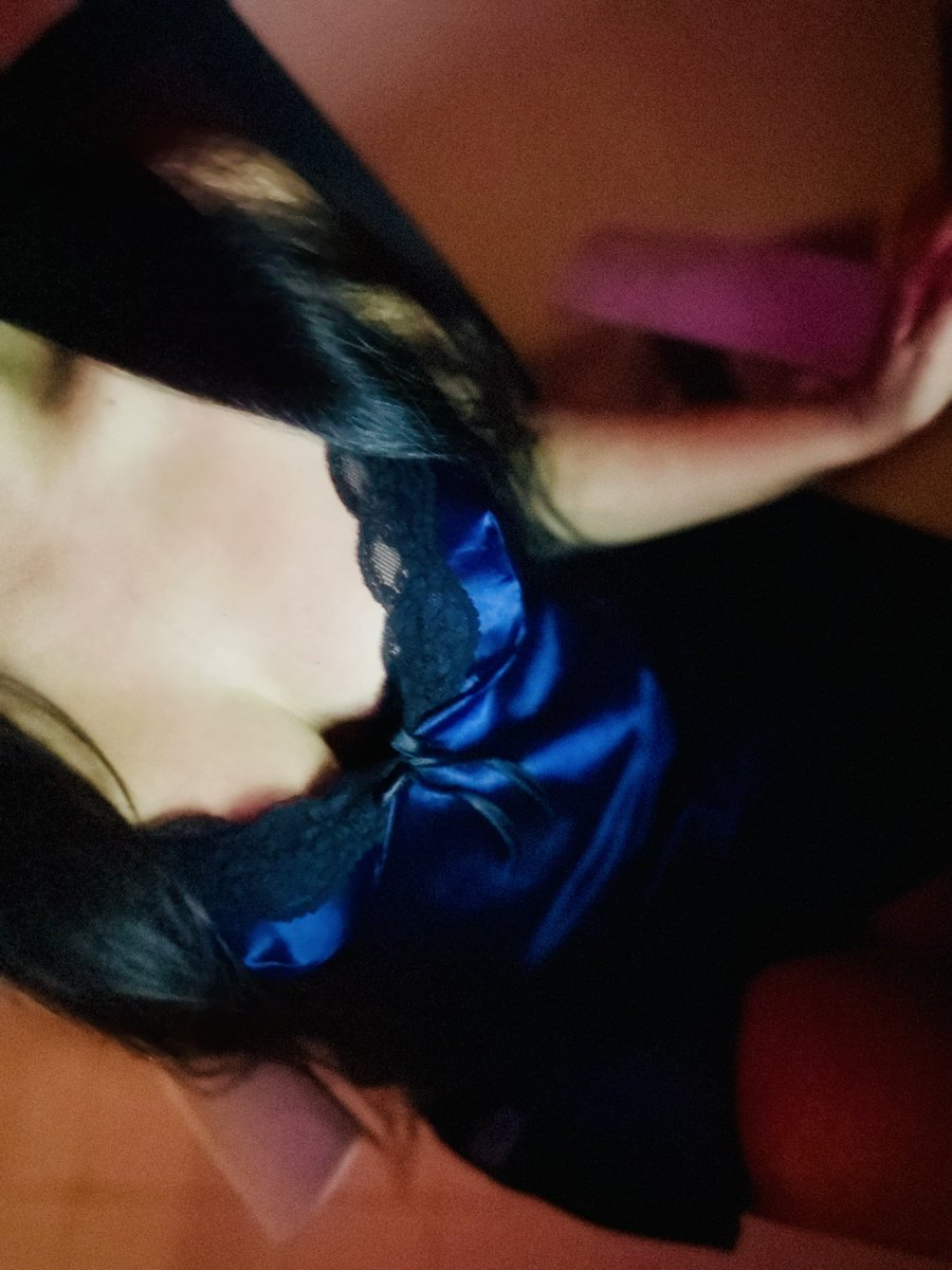 สตอวเบอรี่ tweet media