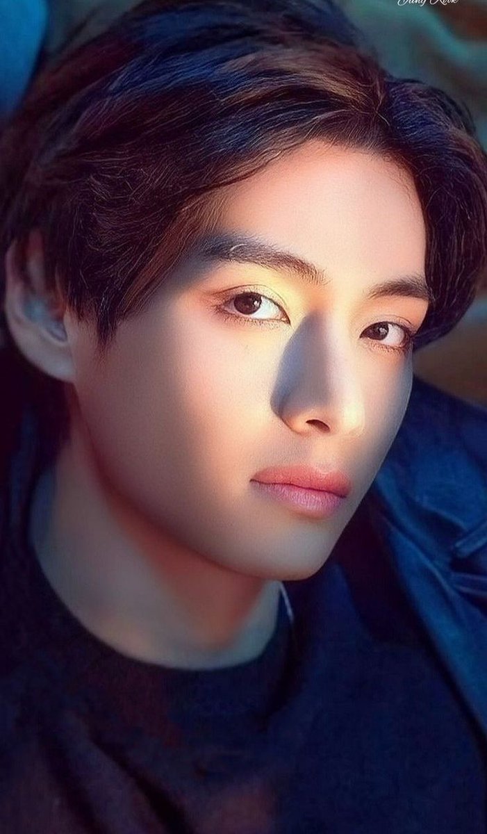 StickerMagnet's tweet image. HAPPY BIRTHDAY TAEHYUNG 
#TimelessIconTaehyung
#VEpitomeOfExcellence
#TaeOurWinterComfort
#TaehyungOurPurpleLight
#ForeverOurTreasureV
#30on30MiracleTaehyung
#HAPPYVDAY
#HappyBirthdayTaehyung