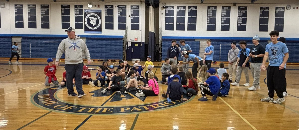JohnJayEFBaseballBooster tweet media