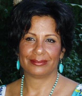 لعنت ب اين زندگي ، ويكتوريا آزاد هم منو بلاك كرد :(( چرا ؟ چون منشن گذاشتم زير عكسش و نوشتم ماشالله كوبيدي از نو ساختي ها 

پي نوشت ؛ اين عكس قبل از كوبيدن هست