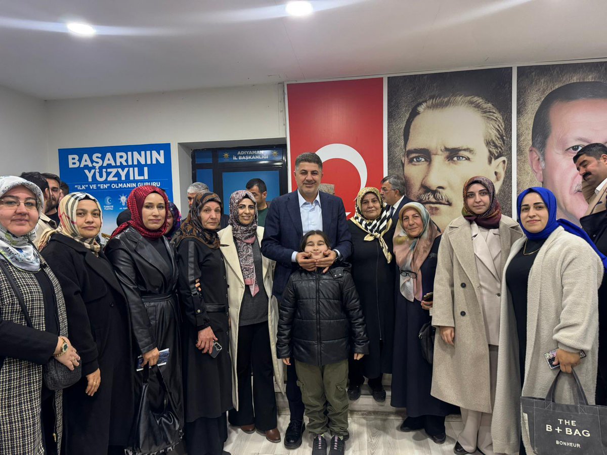 dr_ishaksan's tweet photo. 📍AK Parti İl Başkanlığı

Haftalık olağan İl Yürütme Kurul toplantımızı gerçekleştirdik.
Tüm gönüldaşlarımızla  İlk günkü aşkla, Adıyaman’ımız için çalışmaya devam ediyoruz. 

Rabbim birliğimizi daim eylesin.  

@Akparti @RTErdogan @abuyukgumus @hakanaksu058 @farukaytek @avekremcadir