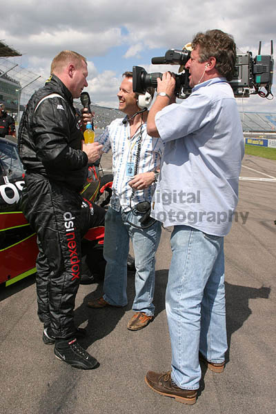 AscarRacing's tweet photo. 2005 Goodbyes:

We said goodbye to broadcast TV coverage at the conclusion of the 2005 season.

Initially available on Sky Sports in 2001, Paul Musselle's PMA TV produced highlights shows for Channel 4 and Motors TV from 2002-05.

📸 Witolda Maruszewska

#ASCAR #Rockingham https://t.co/zJeltKHIQ8