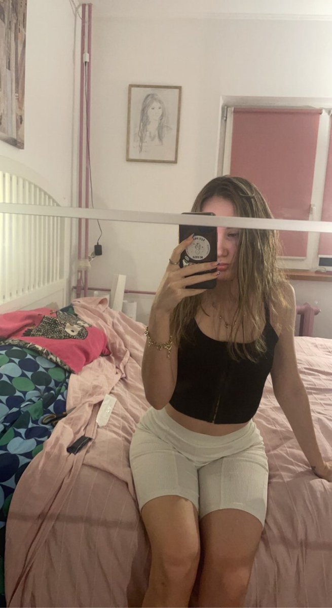 Lucy Lech tweet media