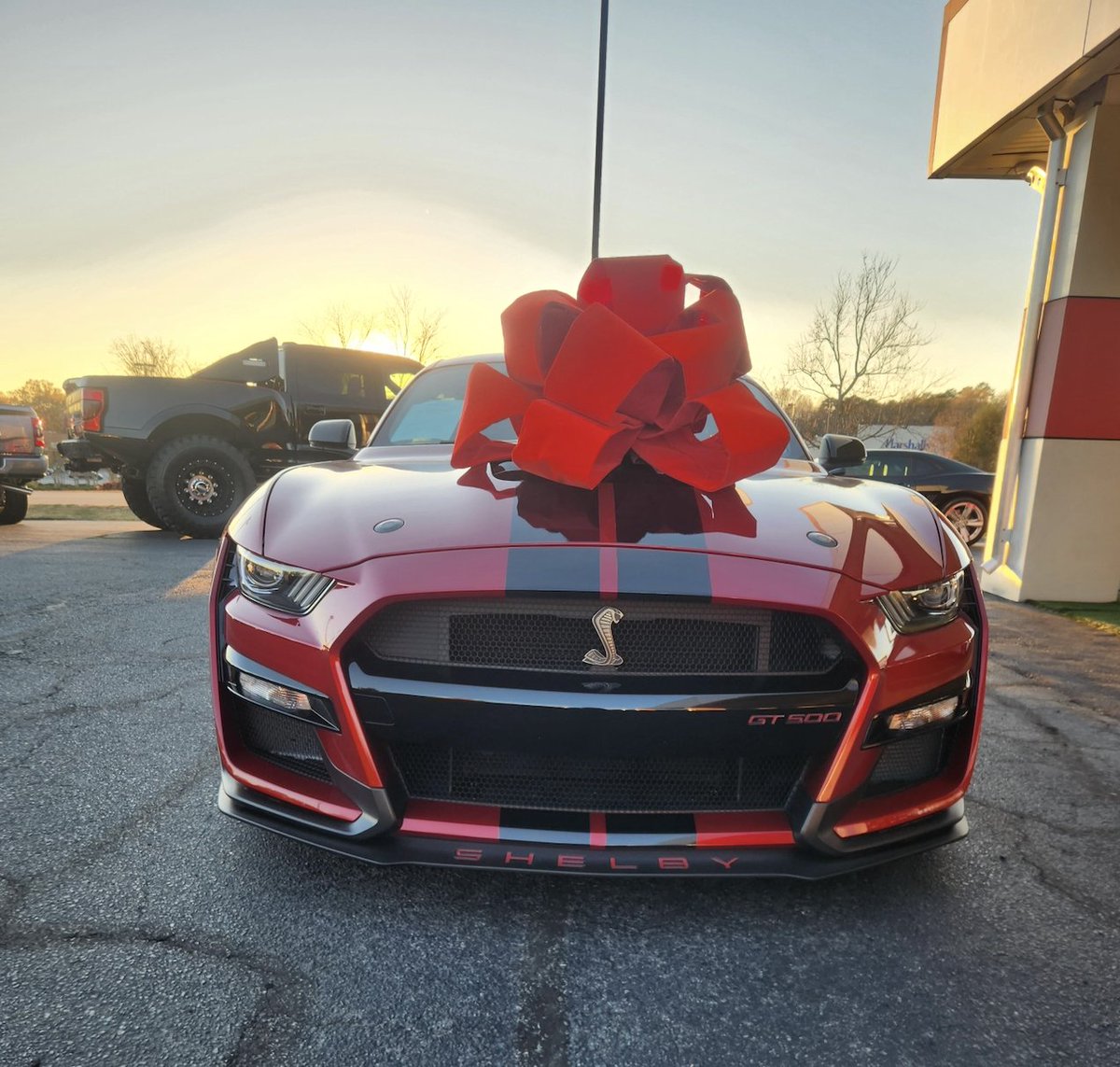 Starks_Ford's tweet image. Some gifts are worth waiting for. ✨ If you didn’t get everything you asked for, there’s still time to find your dream gift this holiday season at Starks Ford of Queens.

ow.ly/bz2550XQ7XC