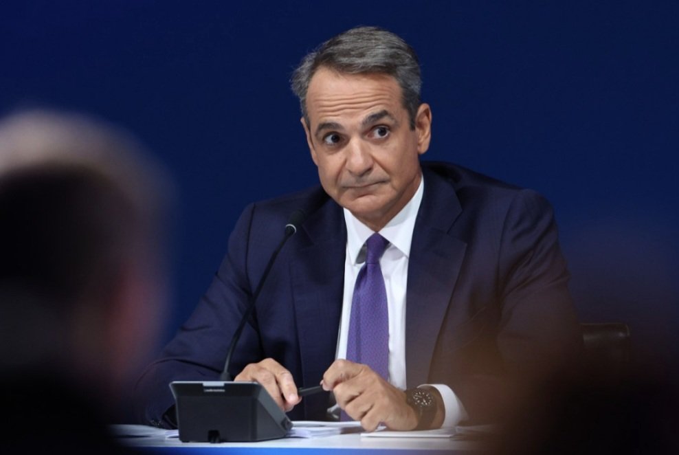 Έφτασε κ εκει η κυβερνηση των εκβιασμών.
Συμπτωματικα δεσμεύουν λογαριασμούς αγροτων π συντονίζουν τα μπλοκα,εχουν βαλει το FBI κ δεσμευει λογαριασμους χωρις καμια ειδοποιηση για να εκβιάσουν..
Ειδατε να δεσμευονται λογαριασμοι βουλευτων με αδιευκρίνιστα η που εκαναν λαμογιές?