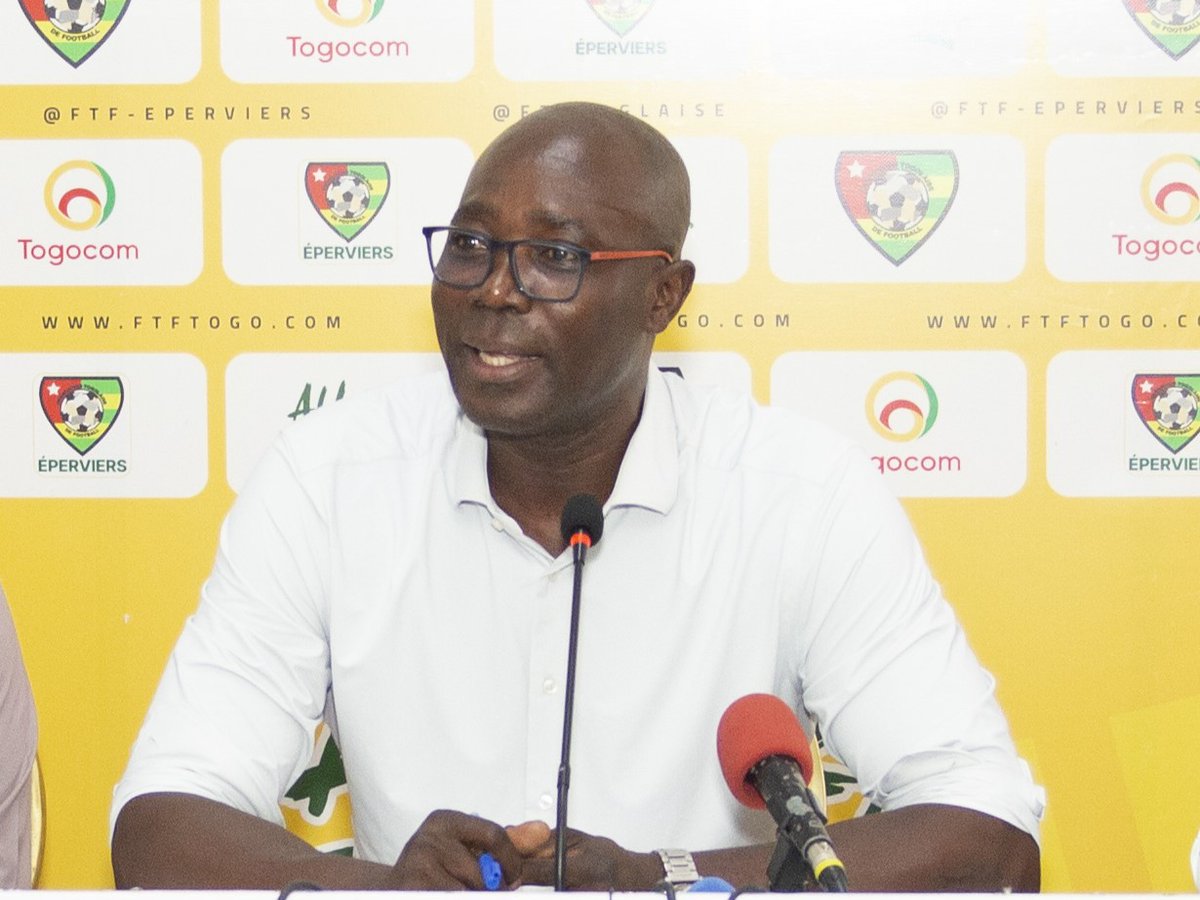 Footafriq's tweet photo. 🚨OFFICIEL : LA FTF LIMOGE NIBOMBE DARE. L'ENTRAÎNEUR DE LA SÉLECTION TOGOLAISE DE FOOTBALL.🇹🇬 🦅

#Epervier #togolais228 #football #FTF #AfricanFootball #lome #Togo https://t.co/mfq2cHTUwC