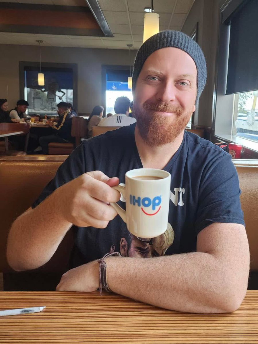 Ryan Samuel Carr tweet media