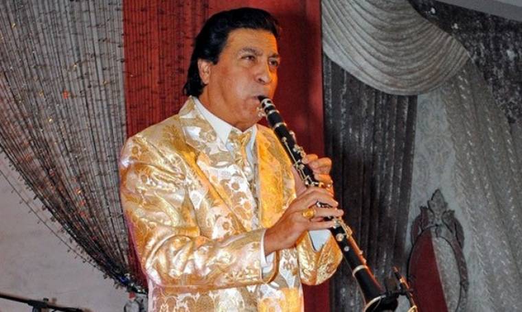#TheVoiceGR Εν τω μεταξύ ο Μάστορας απόψε....