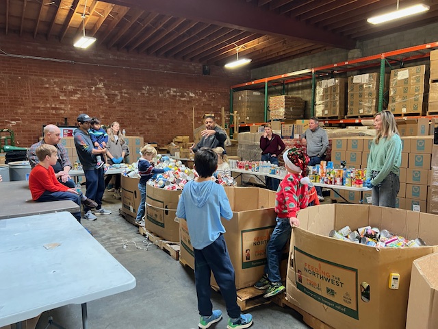 Westside Food Bank tweet media