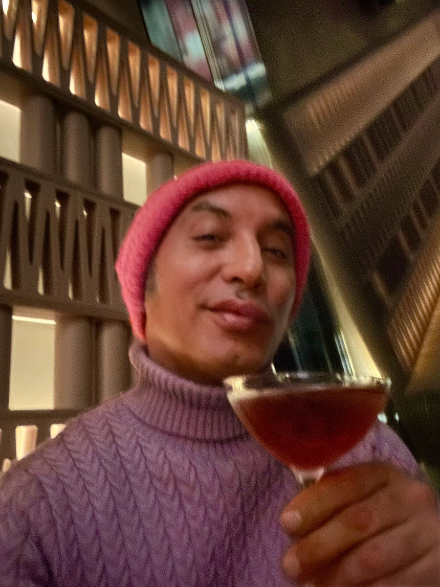 Buenas noches mi gente y que Dios os bendiga. Un abrazo desde Amsterdam.
#BuenasNoches