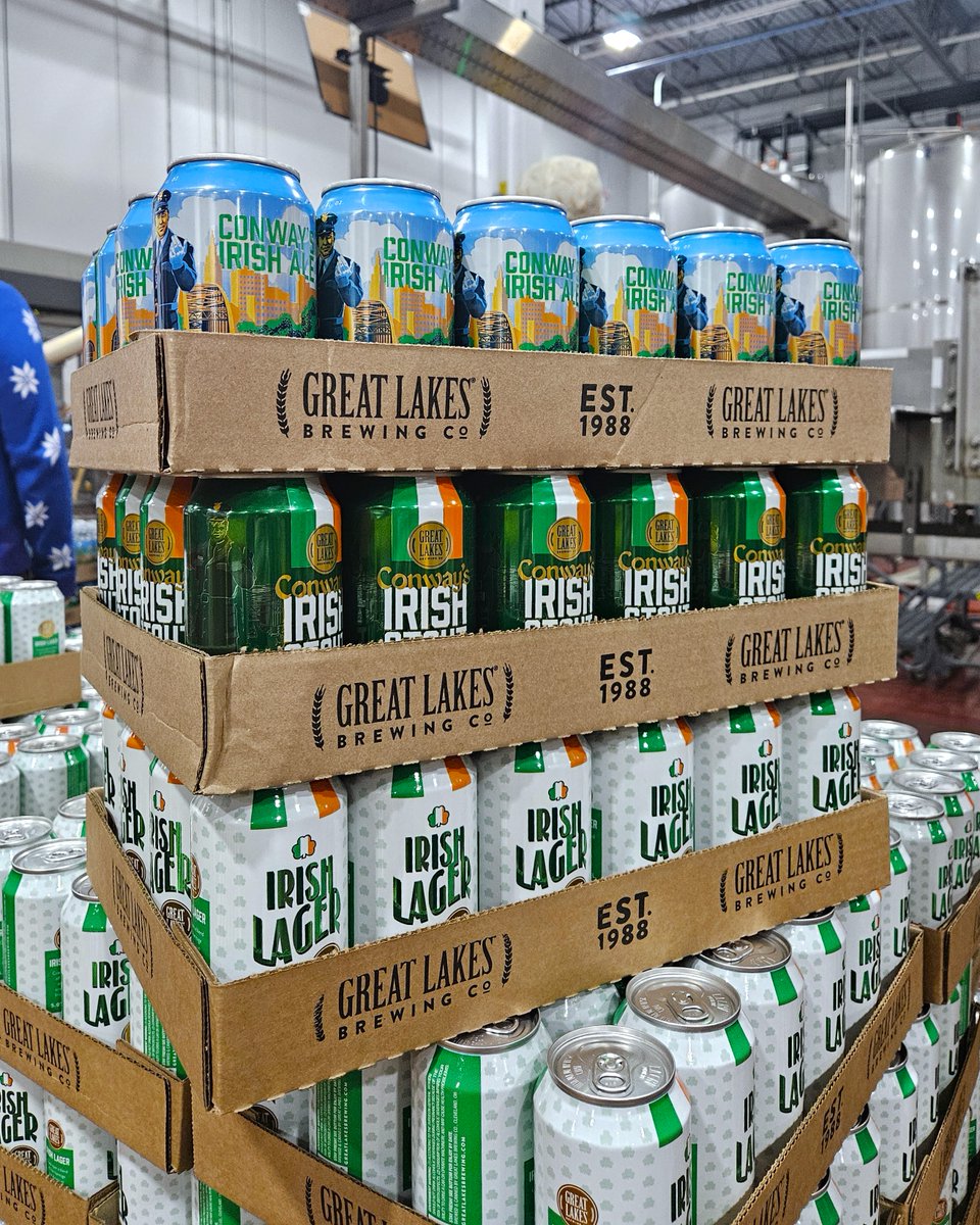 GLBC_Cleveland's tweet photo. The original Irish Ale you know, the Irish Stout you fell for last year, and a brand new Irish Lager... all together for the first time! 🍻

Don’t wait for March to grab all three in the new Irish Party Pack! Conway's season starts now.

#newbeer #greatlakes #partypack https://t.co/H0qW7w0Pl2